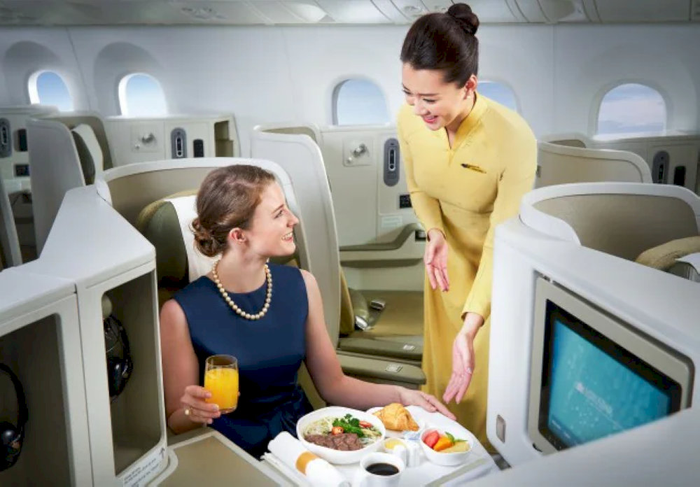Savor delicious in-flight meals, reflecting Vietnam Airlines’ commitment to hospitality excellence